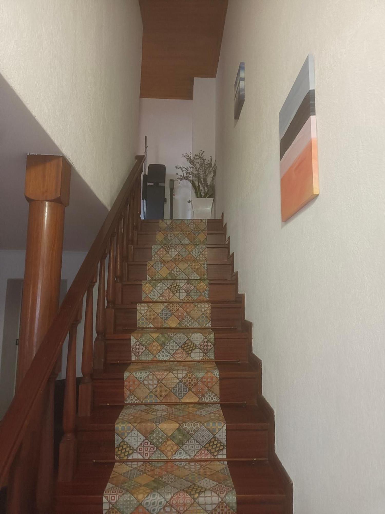 Roberto House